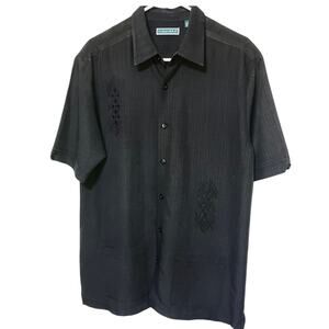 Cubavera Mens Black Guayabera Shirt Large Short Sleeve Embroidered Rayon